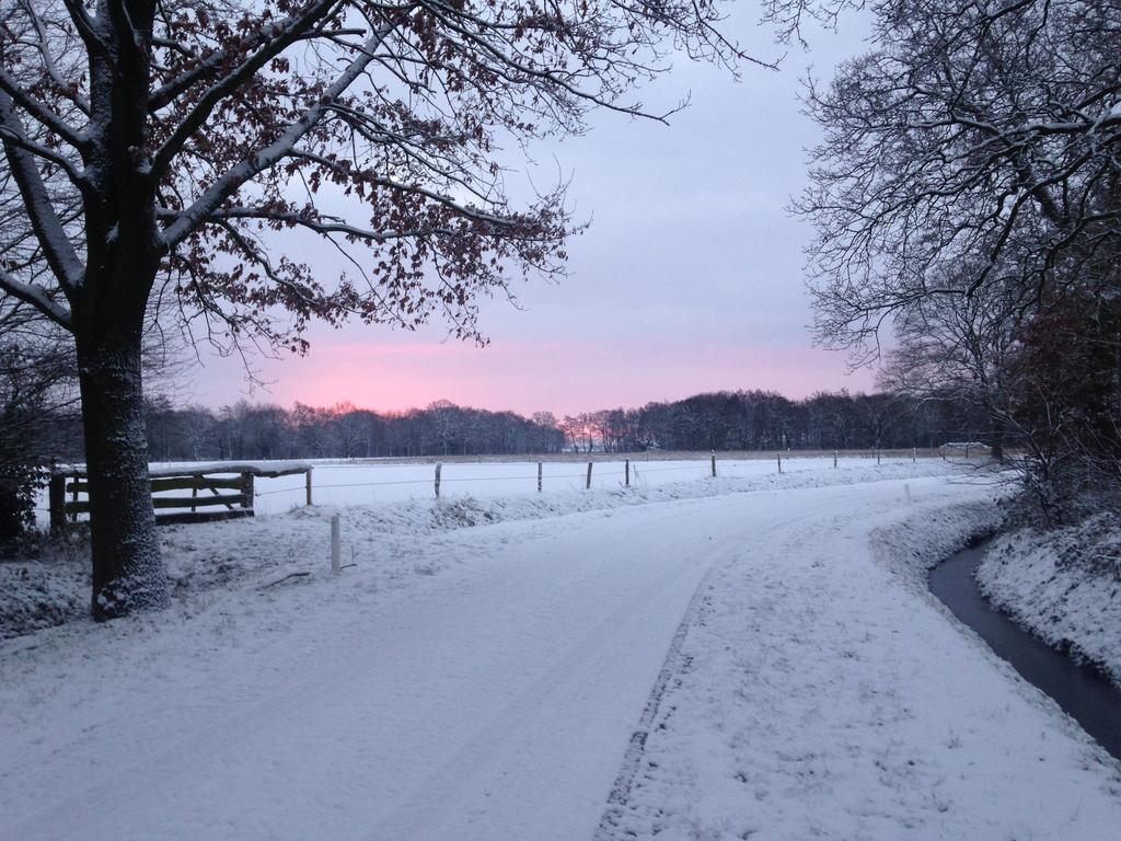 De Hiddinghhoeve Onstwedde ภายนอก รูปภาพ